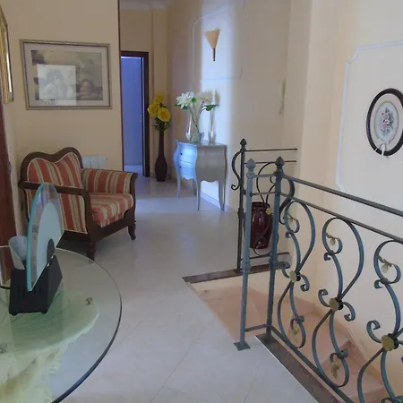 Graziosa Villa *