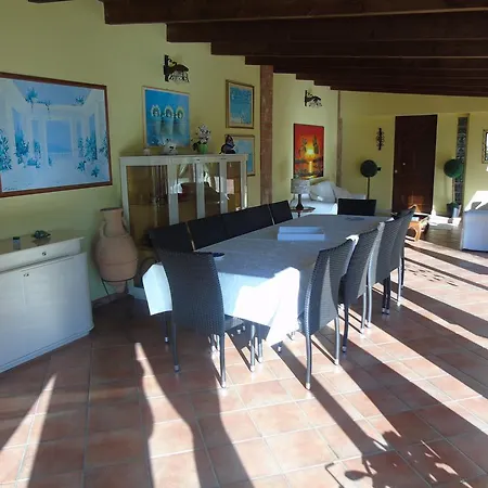 Graziosa Villa